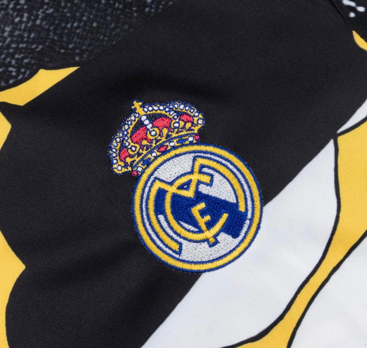 Real Madrid CF x Marvel Jersey 2025/26 – M (Výprodej)