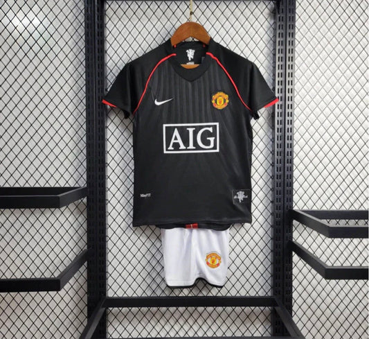 Manchester United Black Jersey 2007/08 Kids Size