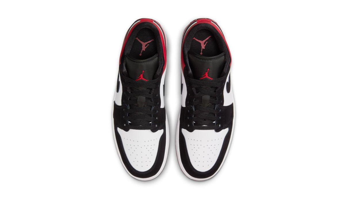 Air Jordan 1 Low SE "Black Toe"