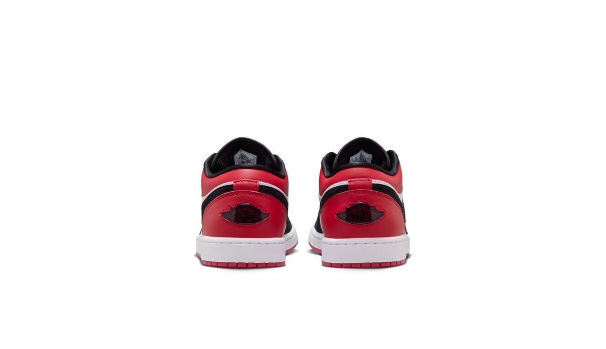 Air Jordan 1 Low SE "Black Toe"