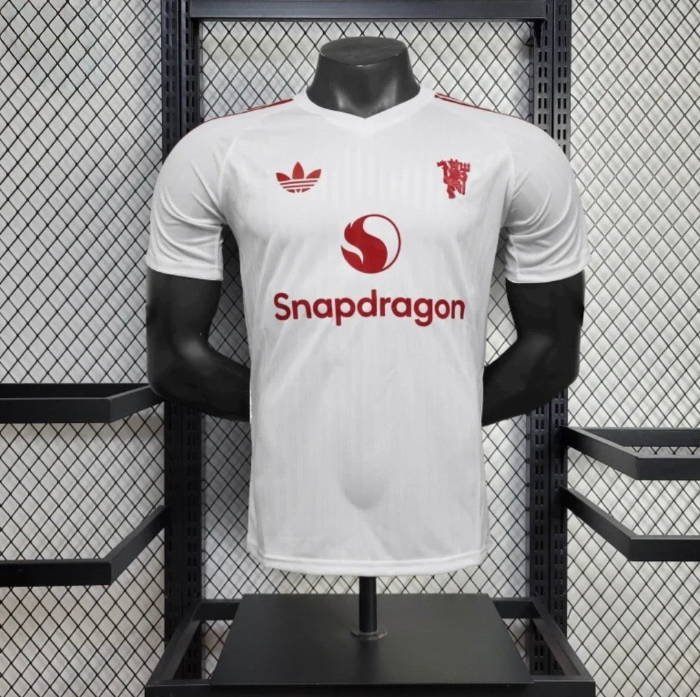 2025/2026 Manchester United Away Kit
