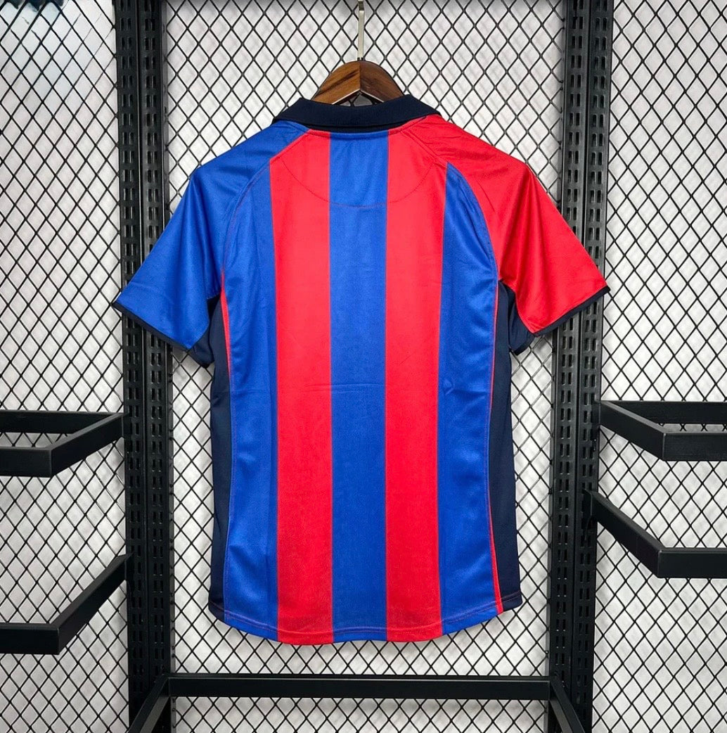 FC Barcelona Retro Home Jersey 2001/02