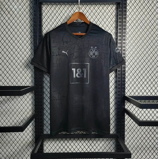Borussia Dortmund "Blackout" Limited Jersey