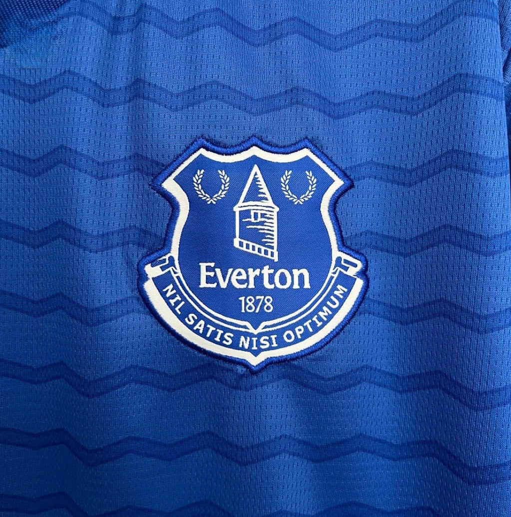 2025/2026 Everton Home Kit