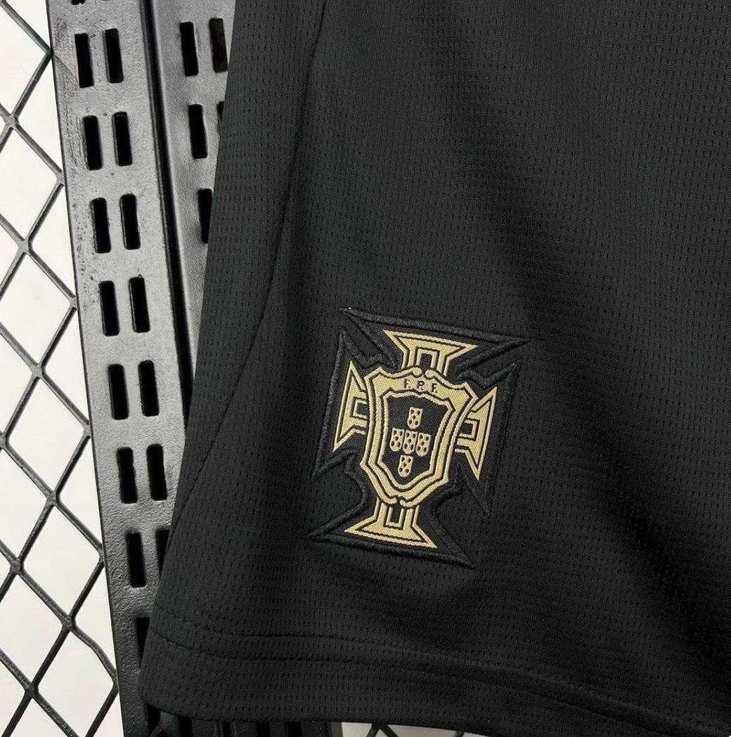 Portugal "Pantera Negra" Shorts