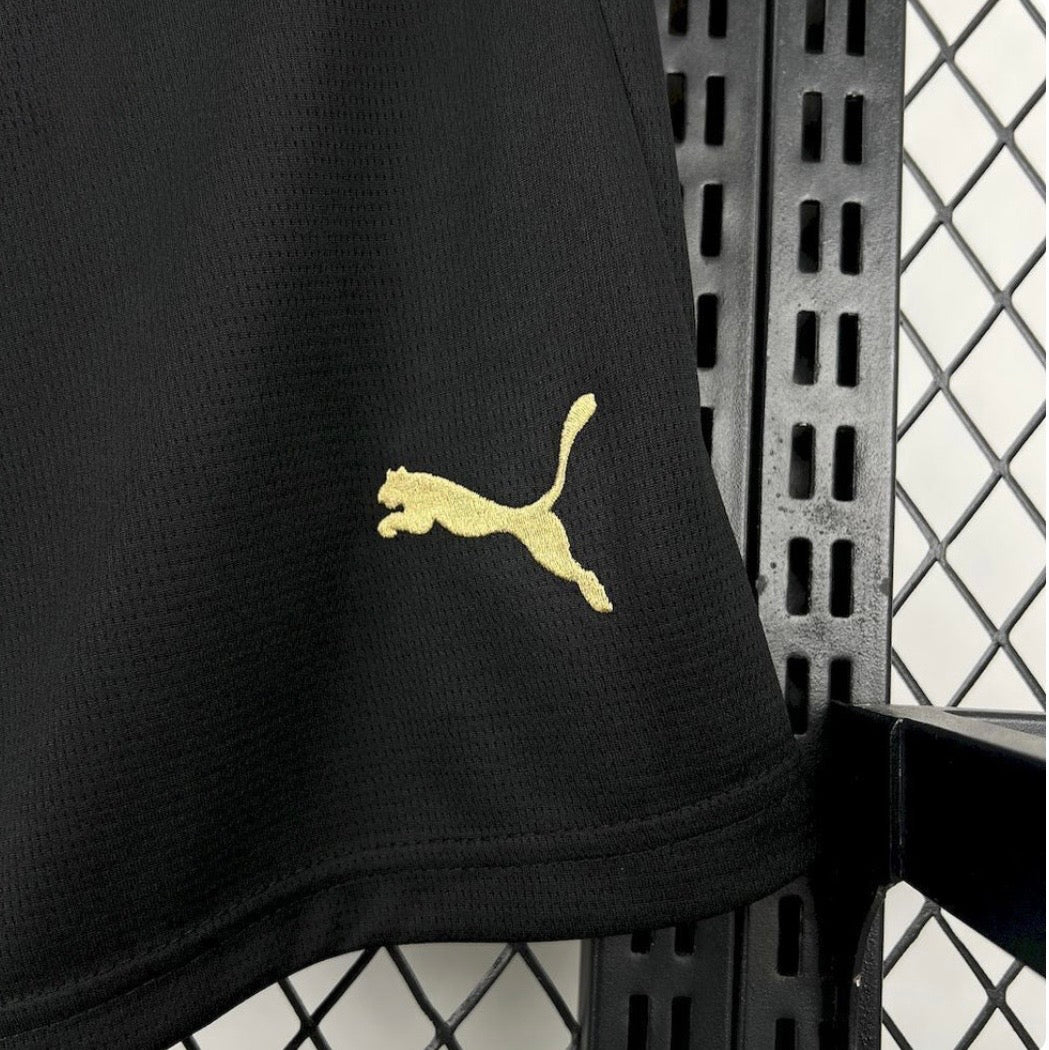 Portugal "Pantera Negra" Shorts