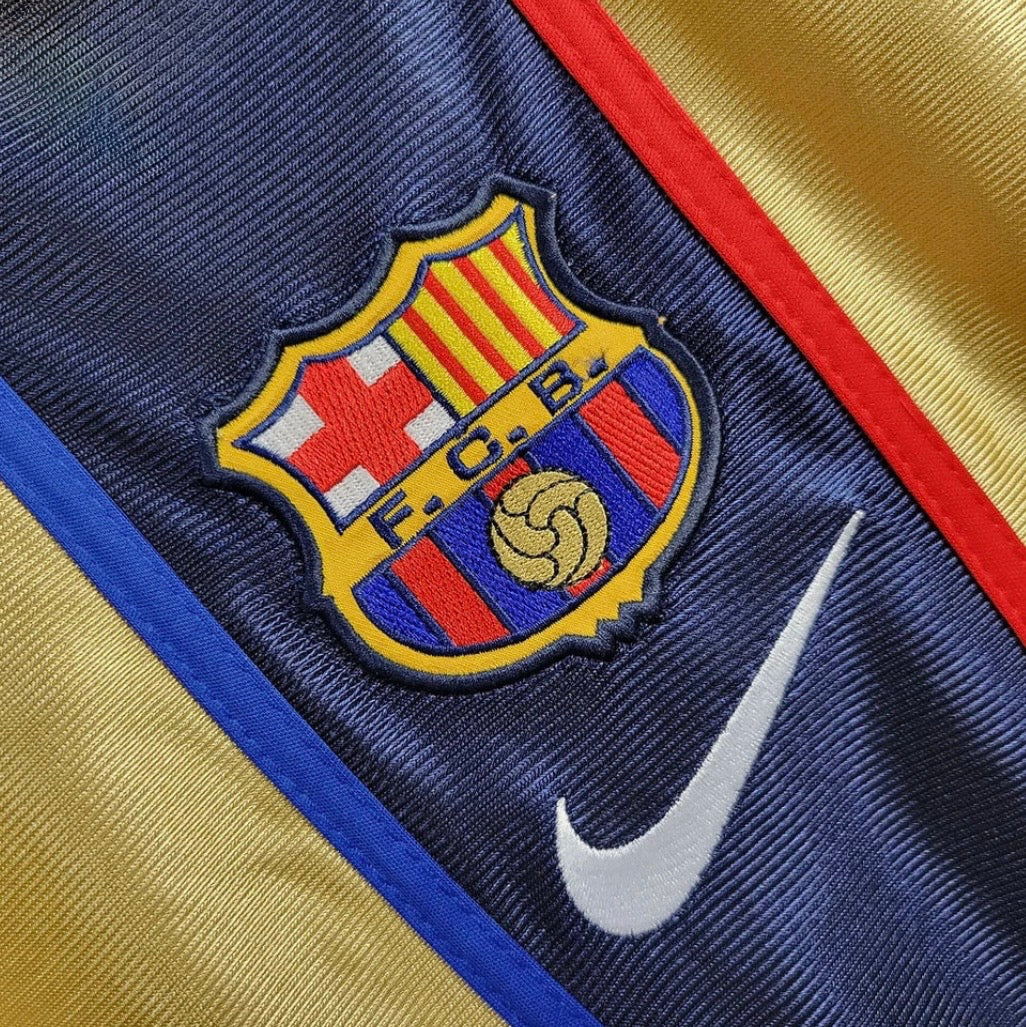 FC Barcelona Retro Away Jersey 2001/02