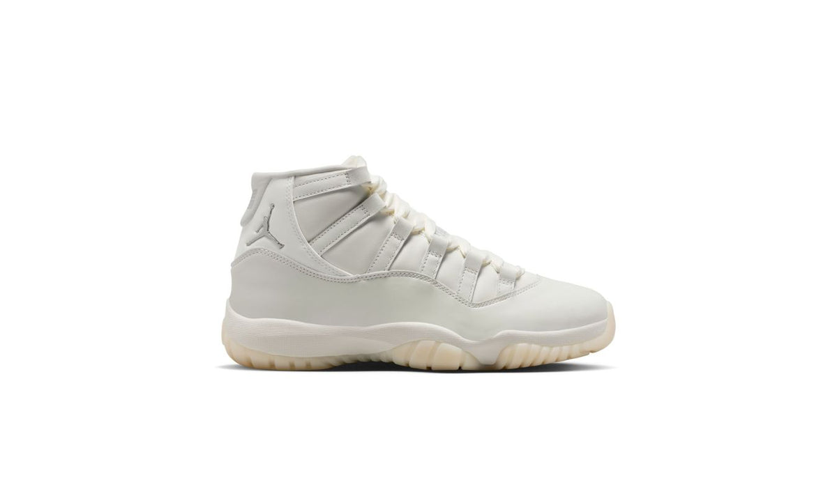 Air Jordan 11 Retro "Pearl" Wmns