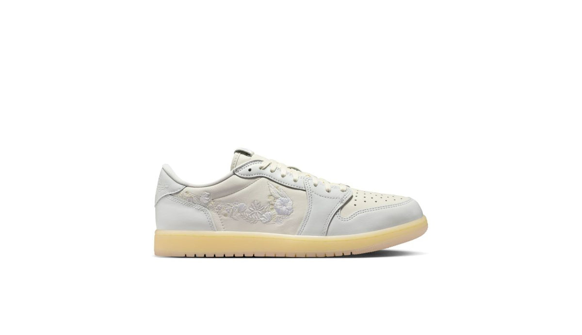 Air Jordan 1 Retro Low OG "Floral Swoosh"