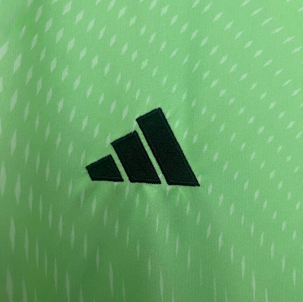 2025/2026 Bayern München Green Goalkeeper Kit