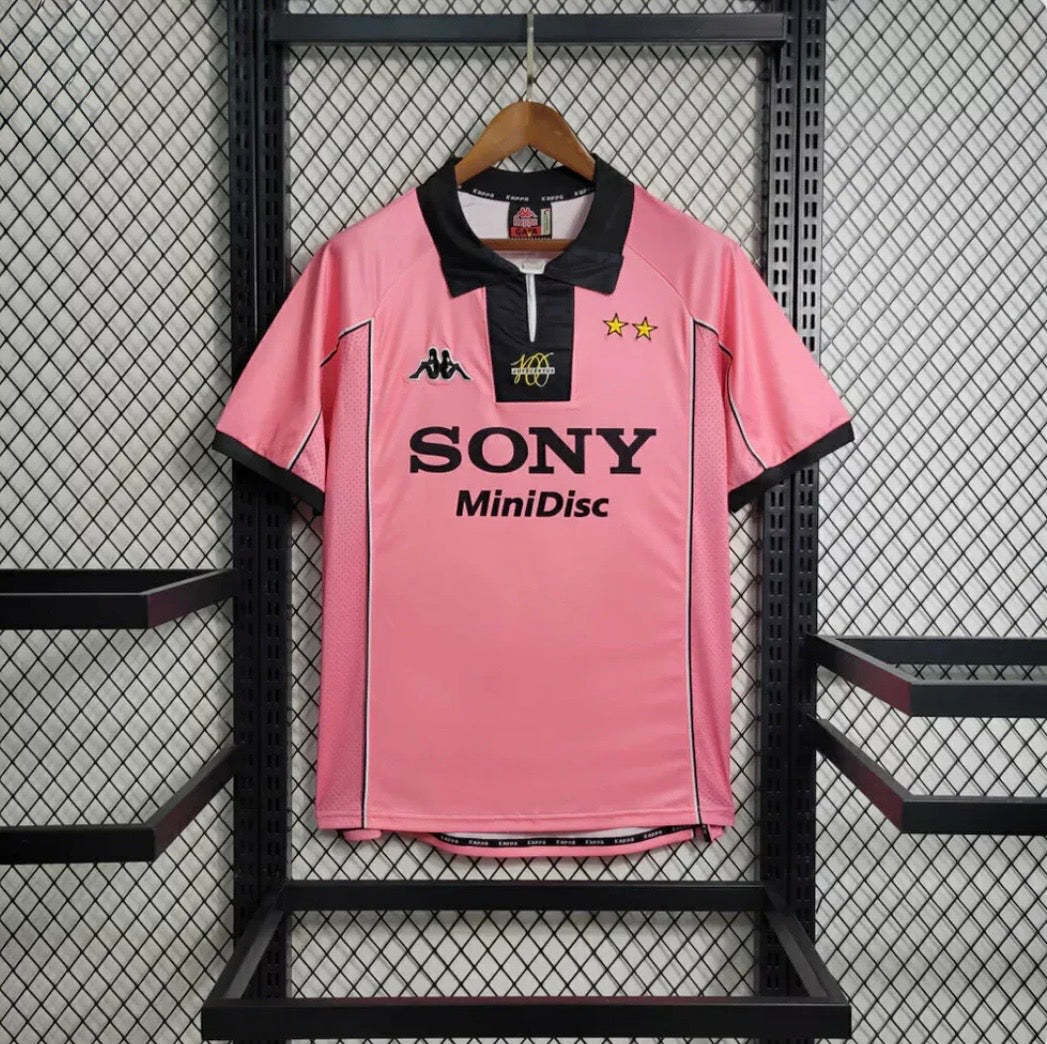 Juventus Retro 1997/1998 Away Kit