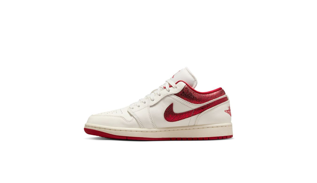 Air Jordan 1 Low SE "Ruby" Wmns
