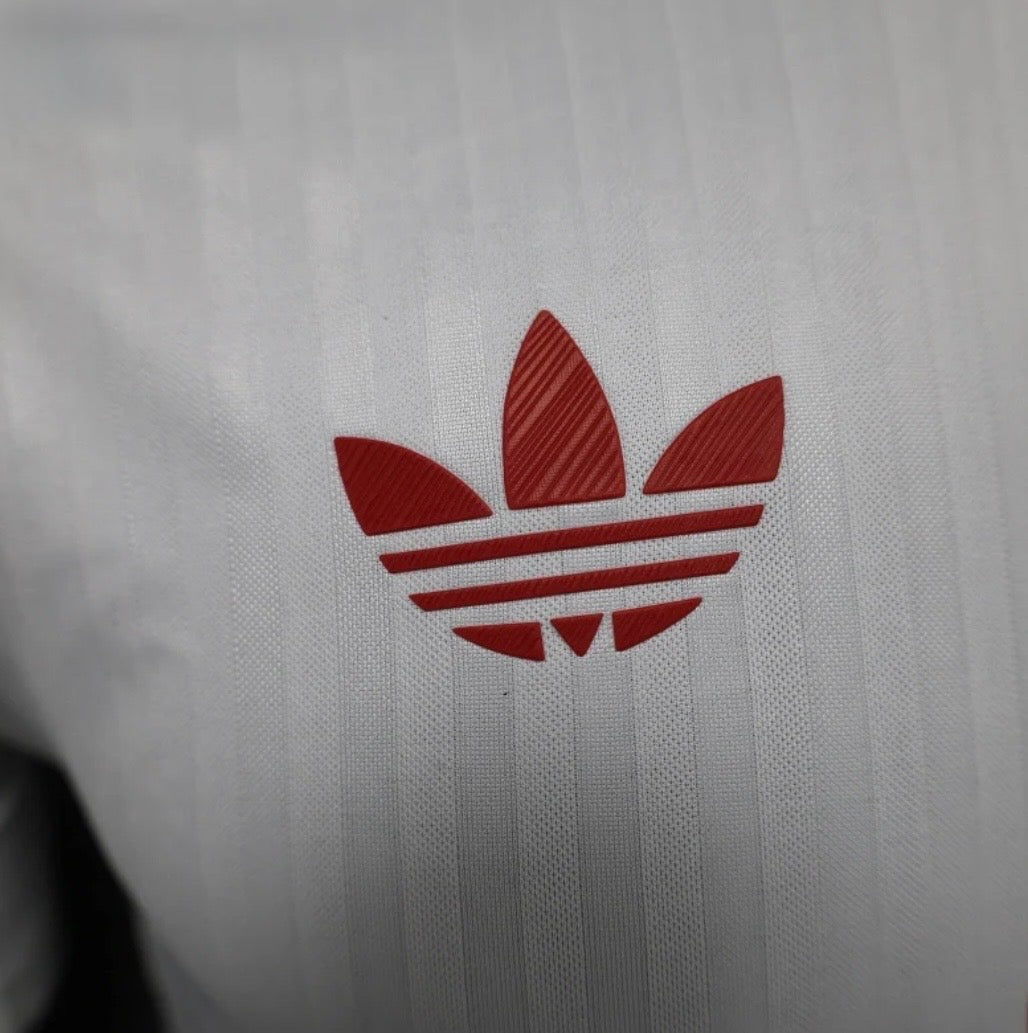 2025/2026 Manchester United Away Kit