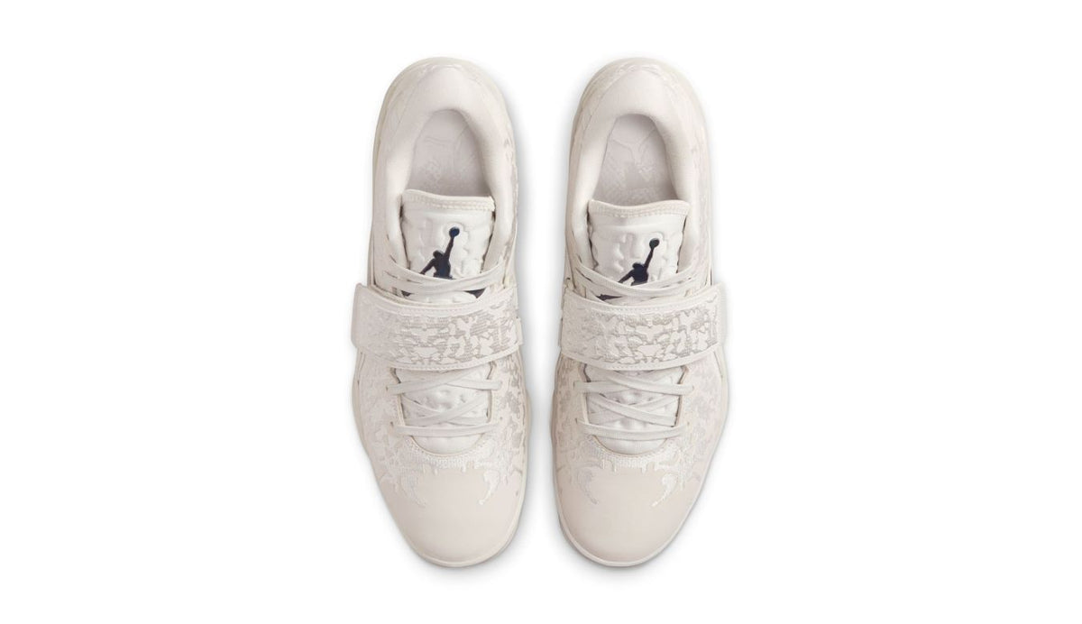 Air Jordan Zion 3 SE "Light Bone"