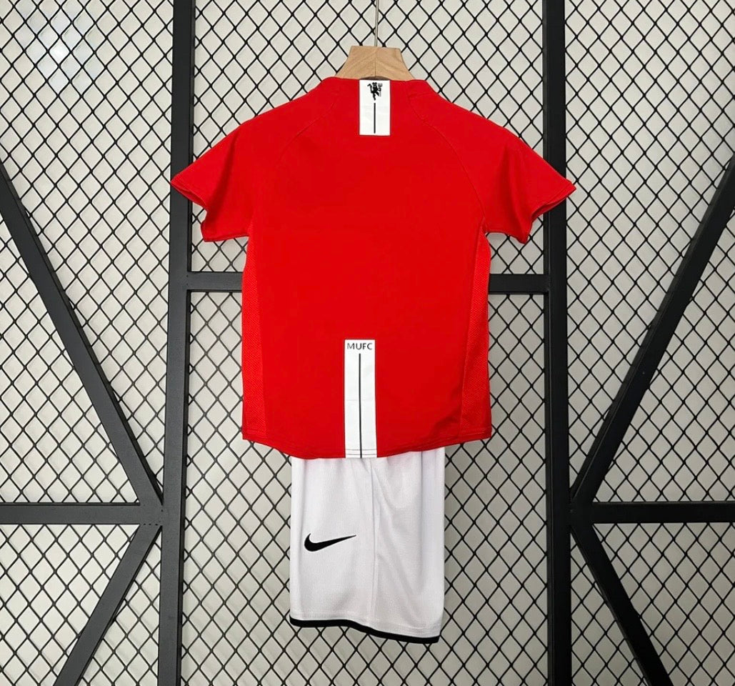 Manchester United Retro Home Jersey 2006/07 Kids Size